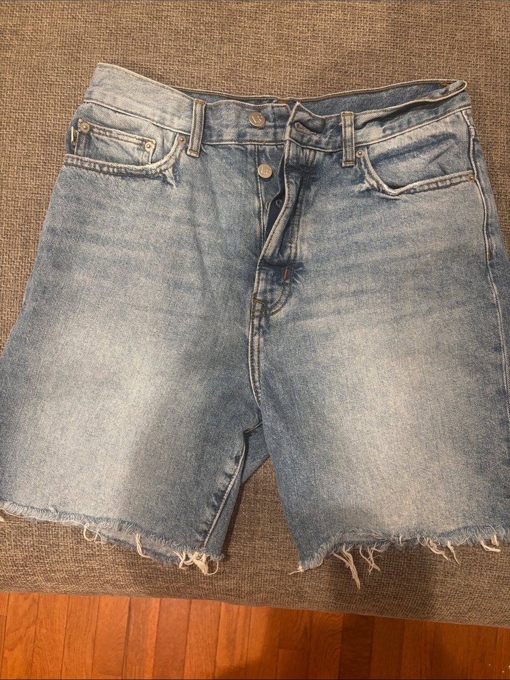 Lovers + Friends Devon high rise 90’s cut off shorts in islandia